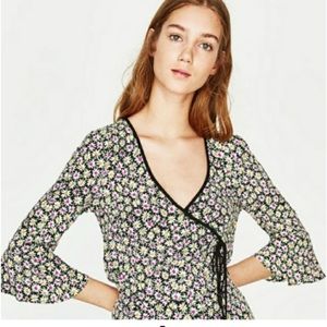 ZARA faux wrap daisey blouse Sz L NWT